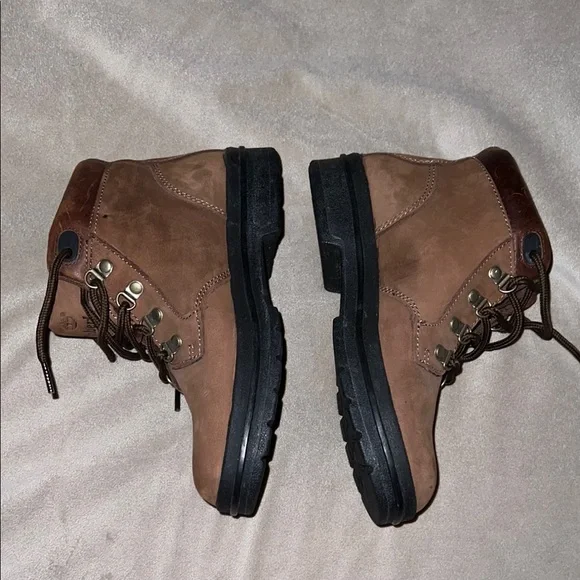 Timberland Brown Ankle-High Boots - Picture 3 of 7